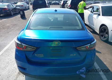 2019 Toyota Yaris Xle z USA, uszkodzony, nr VIN 3MYDLBYV7KY523952